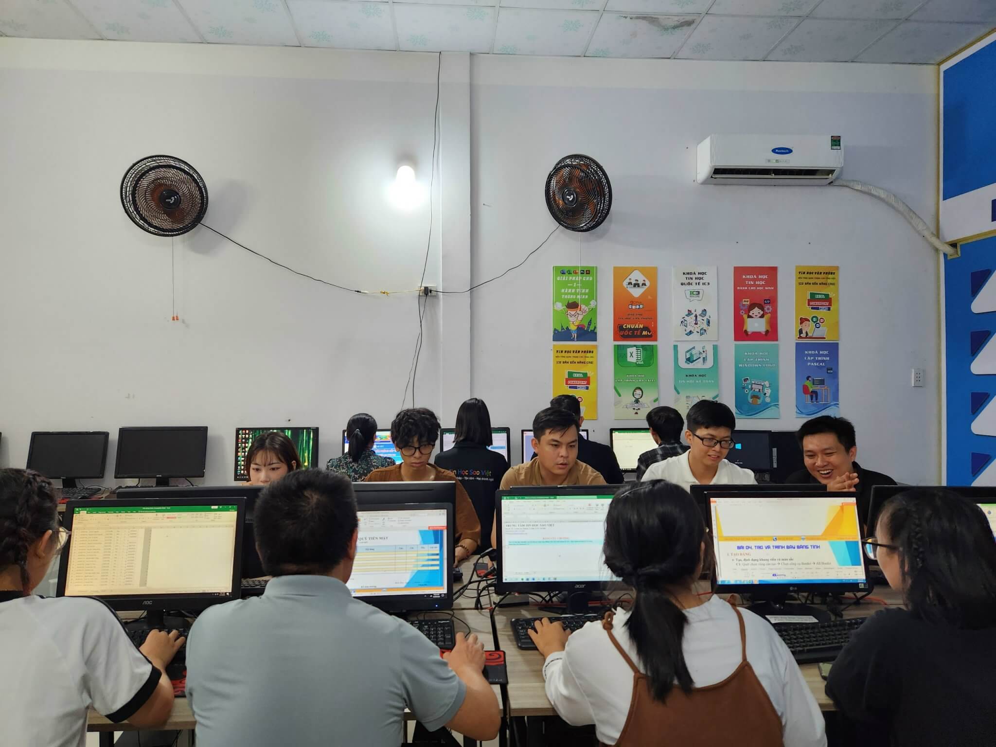 Vì sao nên chọn khóa học Illustrator ở Quận 7